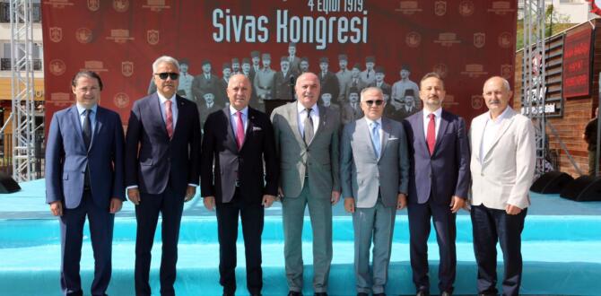 Cumhuriyeti Kuran Şehirlerin Ticaret ve Sanayi Odaları Sivas’ta Buluştu