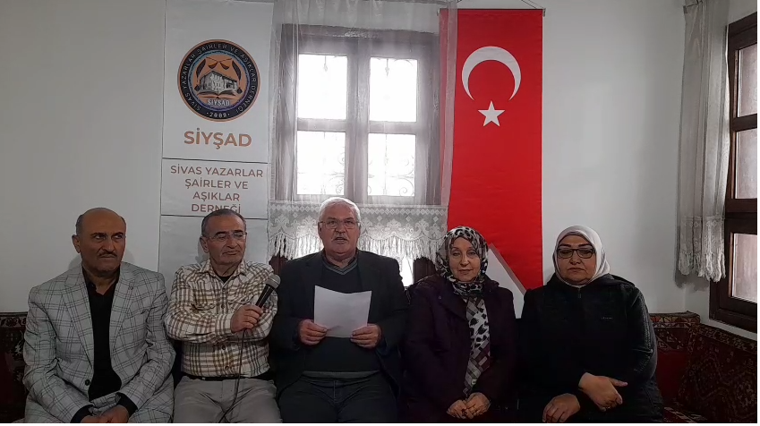 Dünya Türk Dili Ailesi Günü Kutlu Olsun