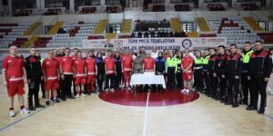 Sivas’ta Şehitler Anısına Futbol Müsabakası Düzenlendi