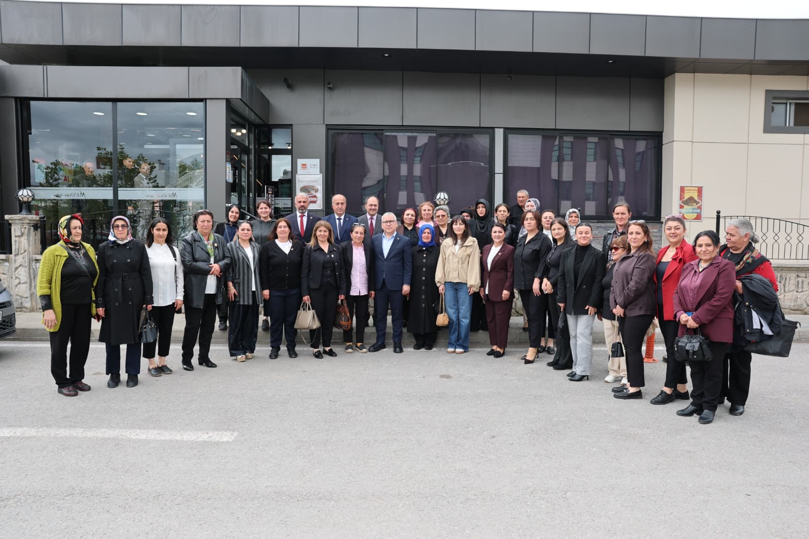 Kadın Muhtarlar Sivas’ın Tarihi Mekanlarını Gezdiler