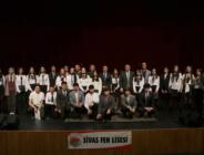 Âşık Veysel’i Sahneden Andılar