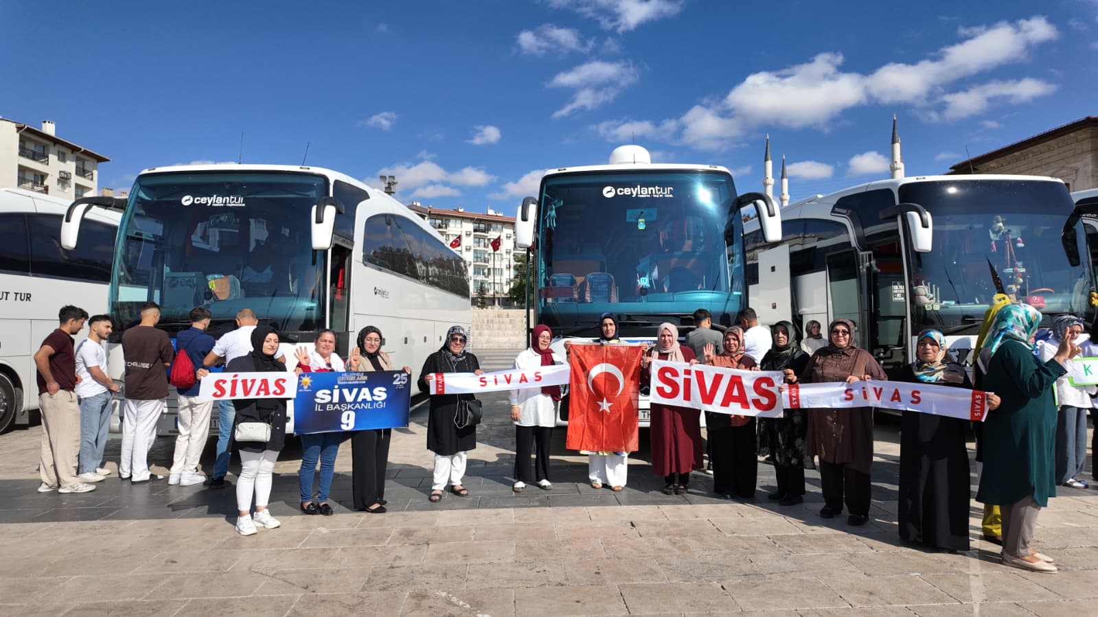 Sivas Teşkilatları, AK Parti’nin 25. Yılı İçin Ankara Yolunda