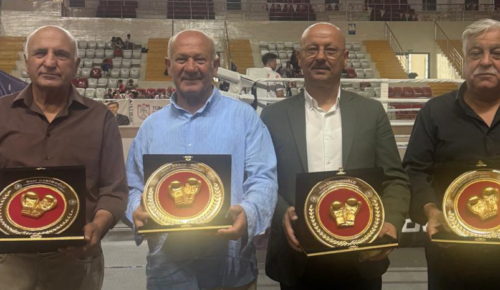 “Ringlerin Şampiyonlarına Vefa”