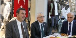 Vali Şimşek, Esnaflar İle Bir Araya Geldi